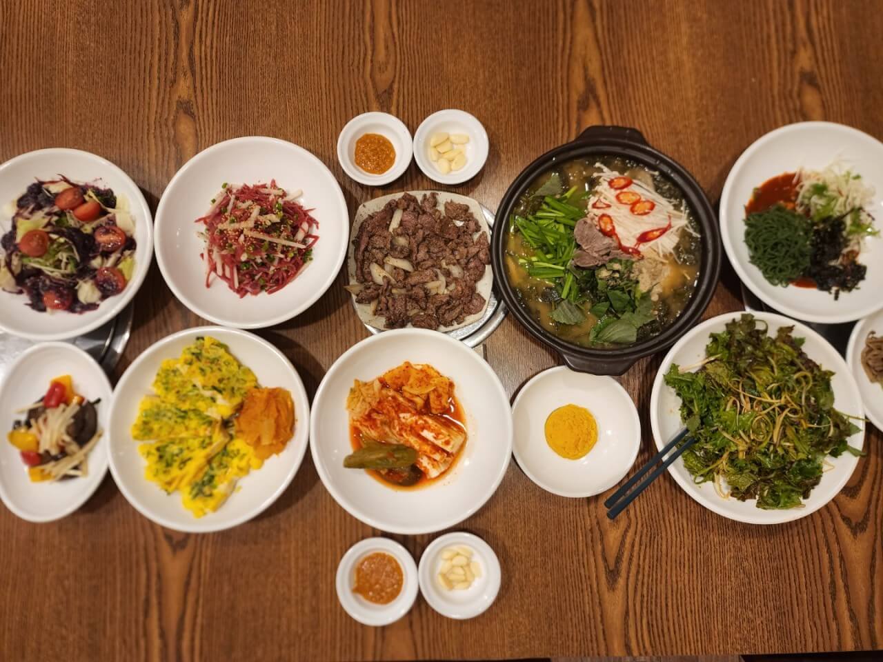 생생정보 부산 흑염소 오리 고기 전문 요리 맛집