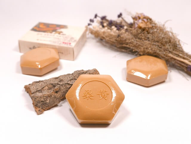 중년 남성 피부관리