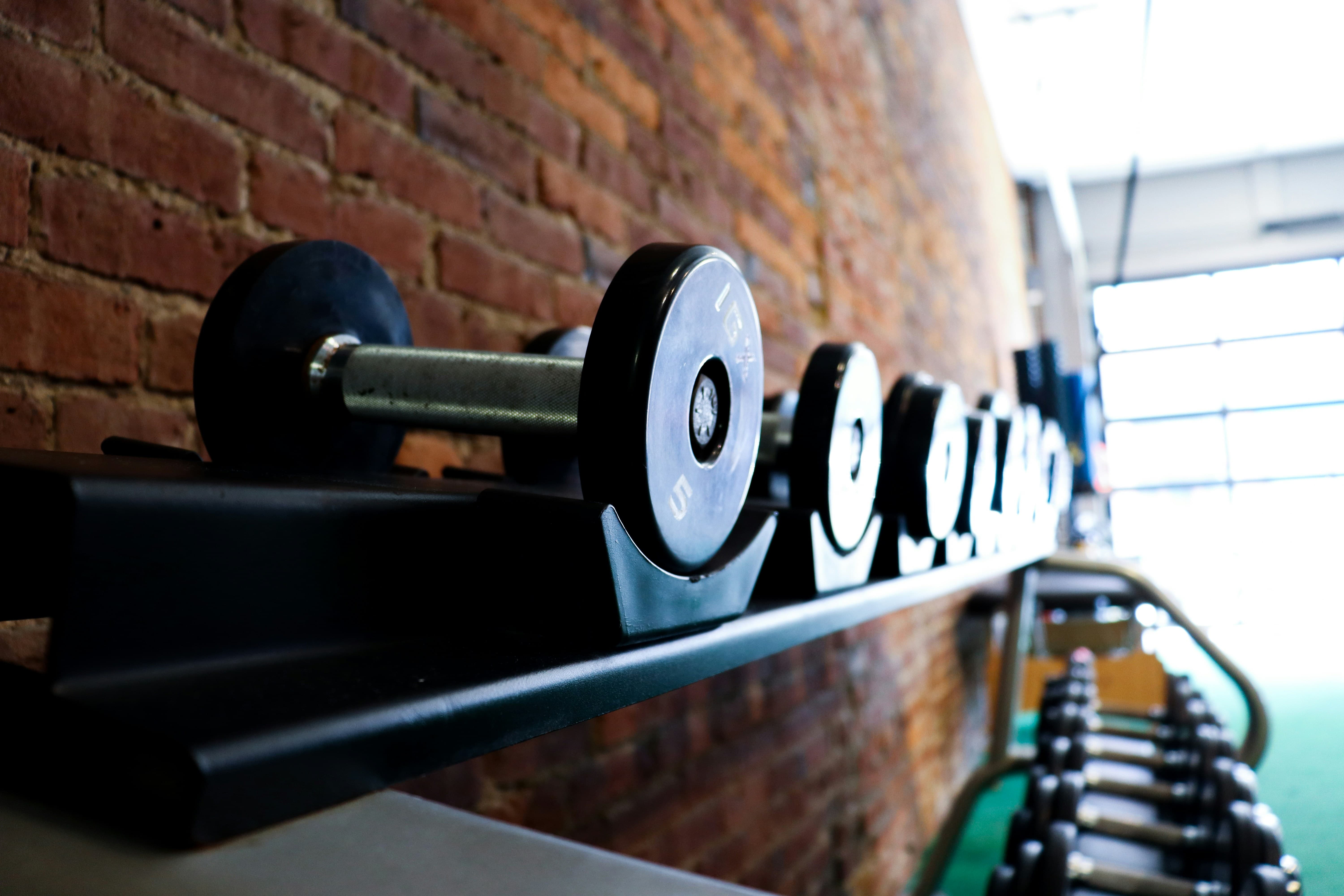 필라테스 기구와 웨이트 트레이닝의 융합 운동법