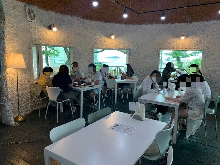 공간 2의 오른쪽