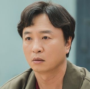배우 전배수