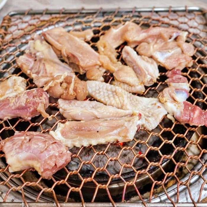 생방송 오늘저녁 산수유꽃축제 구례 껍질채 먹는 닭구이 맛집