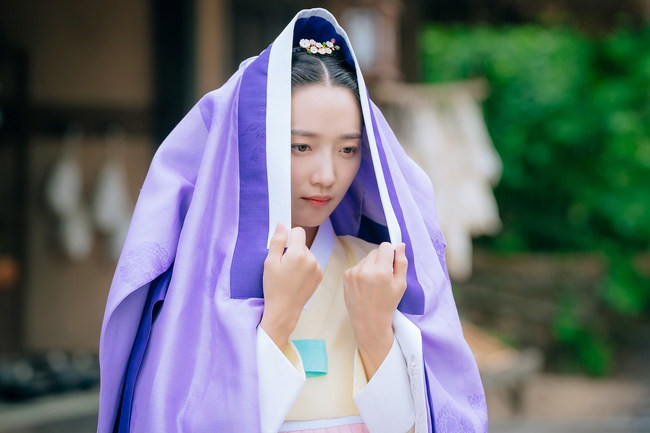 드라마 낮에 뜨는 달 표예진