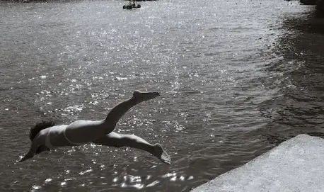 물에 빠지는 꿈해몽