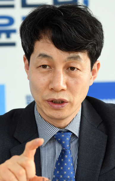 윤건영 국회의원 광복절 특별사면