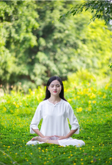 명상하는 모습