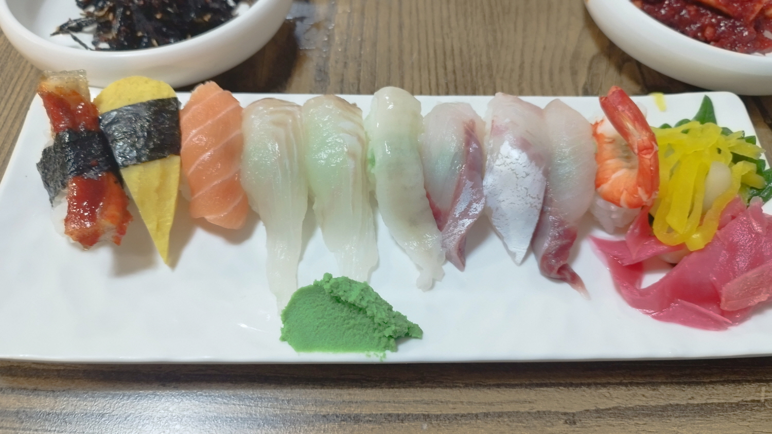 삼삼구이 모듬초밥