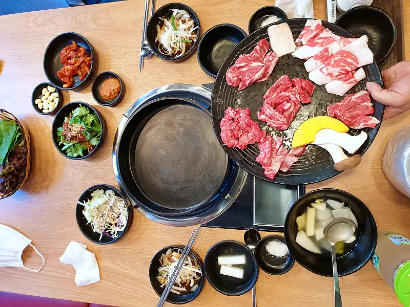 김포 구래동 6천구백원 고기 듬뿍 물반 고기반 갈비탕, 6천원 얼큰 소고기 국밥 맛집 추천