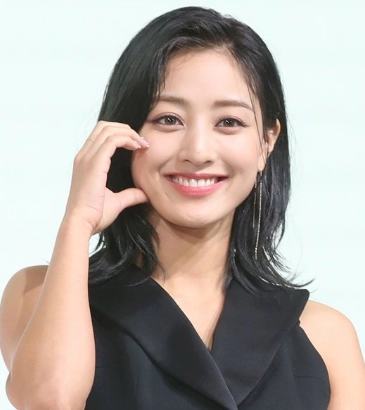 윤성빈 지효 열애설