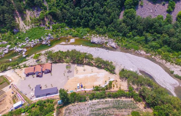 왕피천하늘담야영장_항공뷰