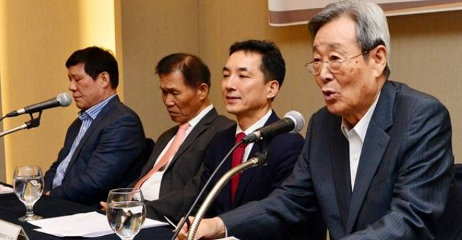 어우홍 전 감독 별세