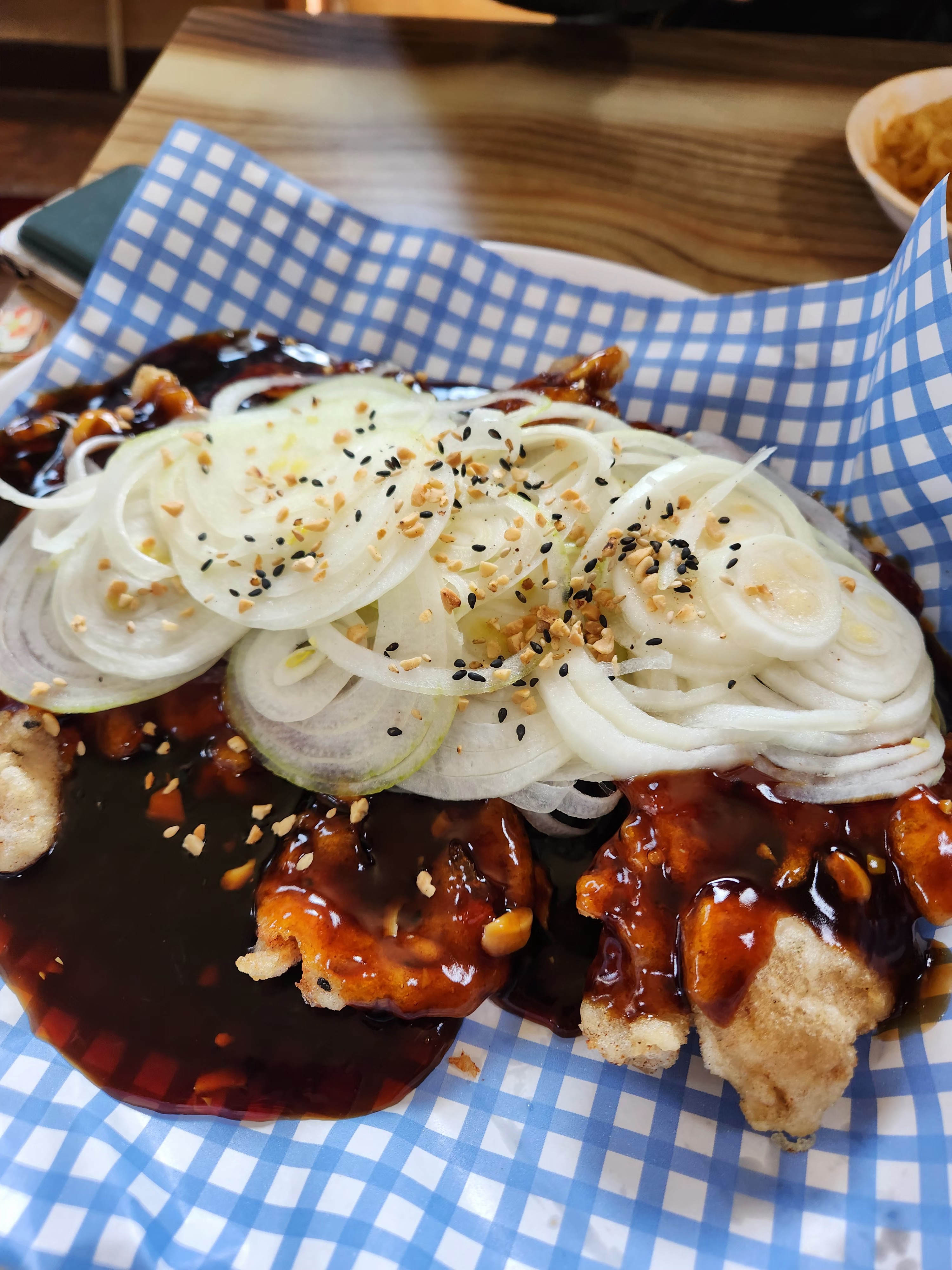 황제손짬뽕꿔바로우