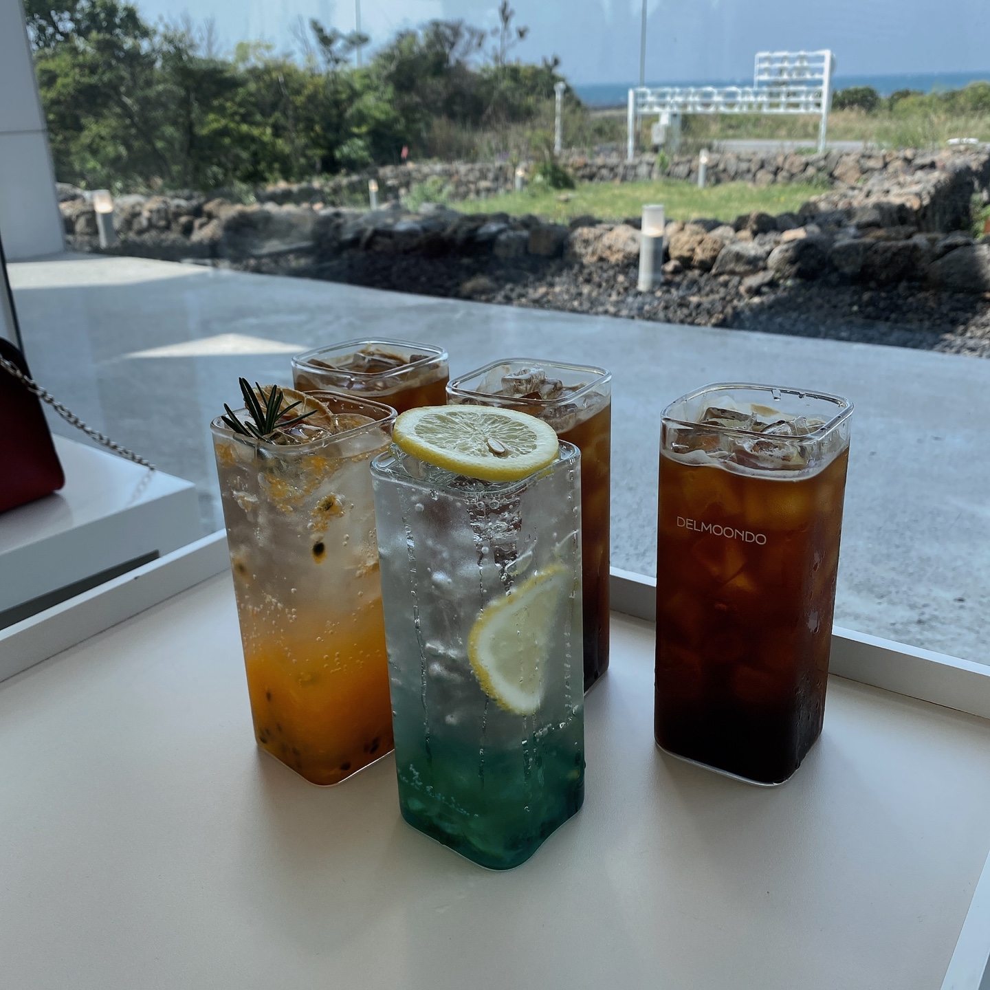 제주 구좌 김녕해수욕장 카페 델문도 김녕점