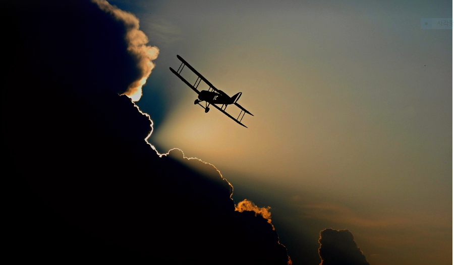 비행기 블랙박스를 해독하는 직업이 있다? &ndash; 항공 사고 조사관 인터뷰