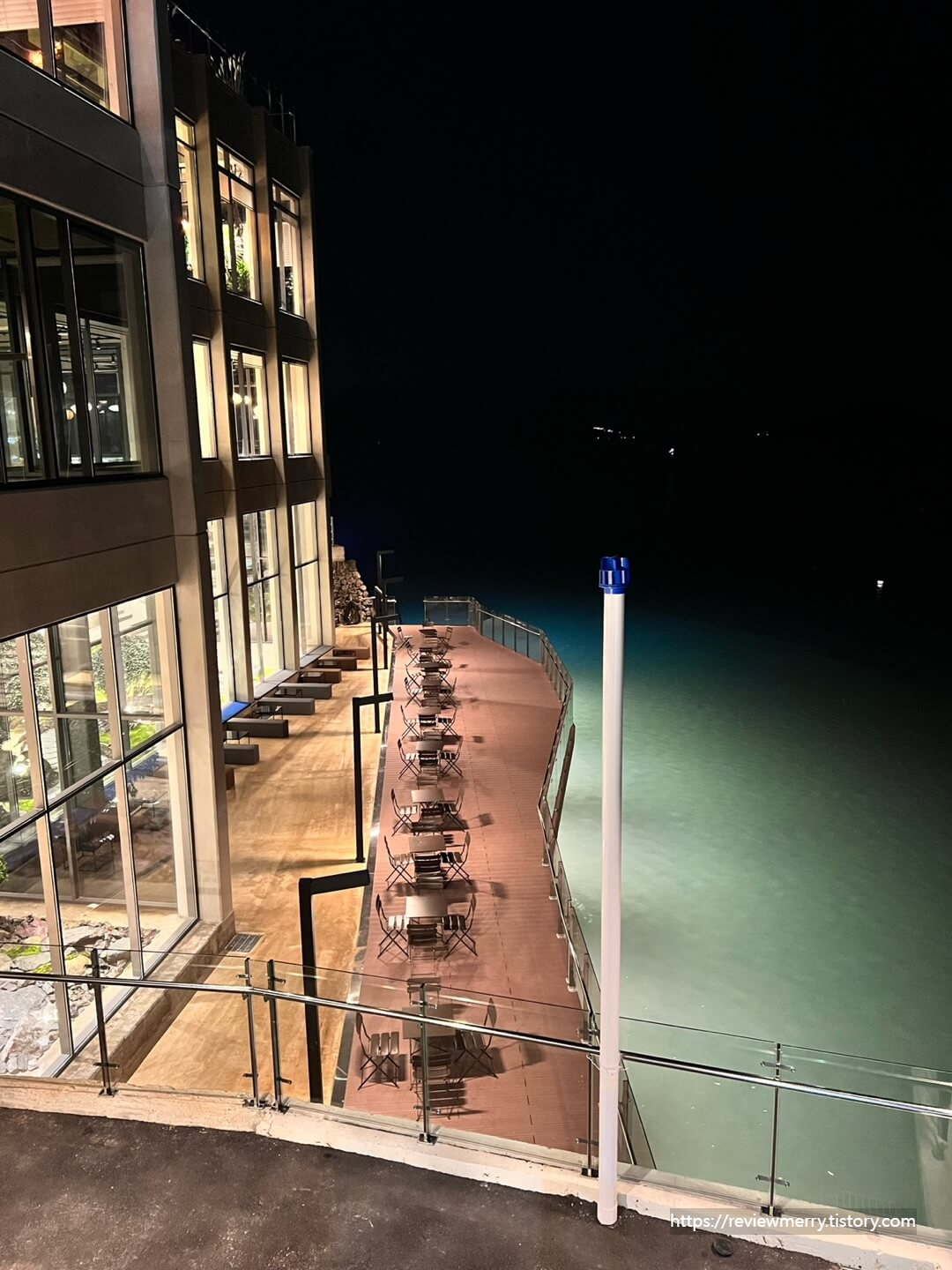 프롬나드 야간사진