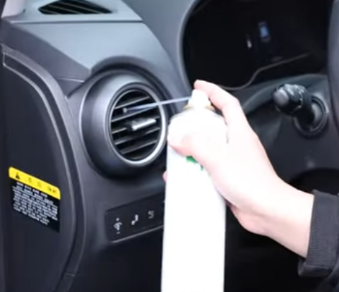 자동차에어컨-식초냄새-에어컨송풍구-청소