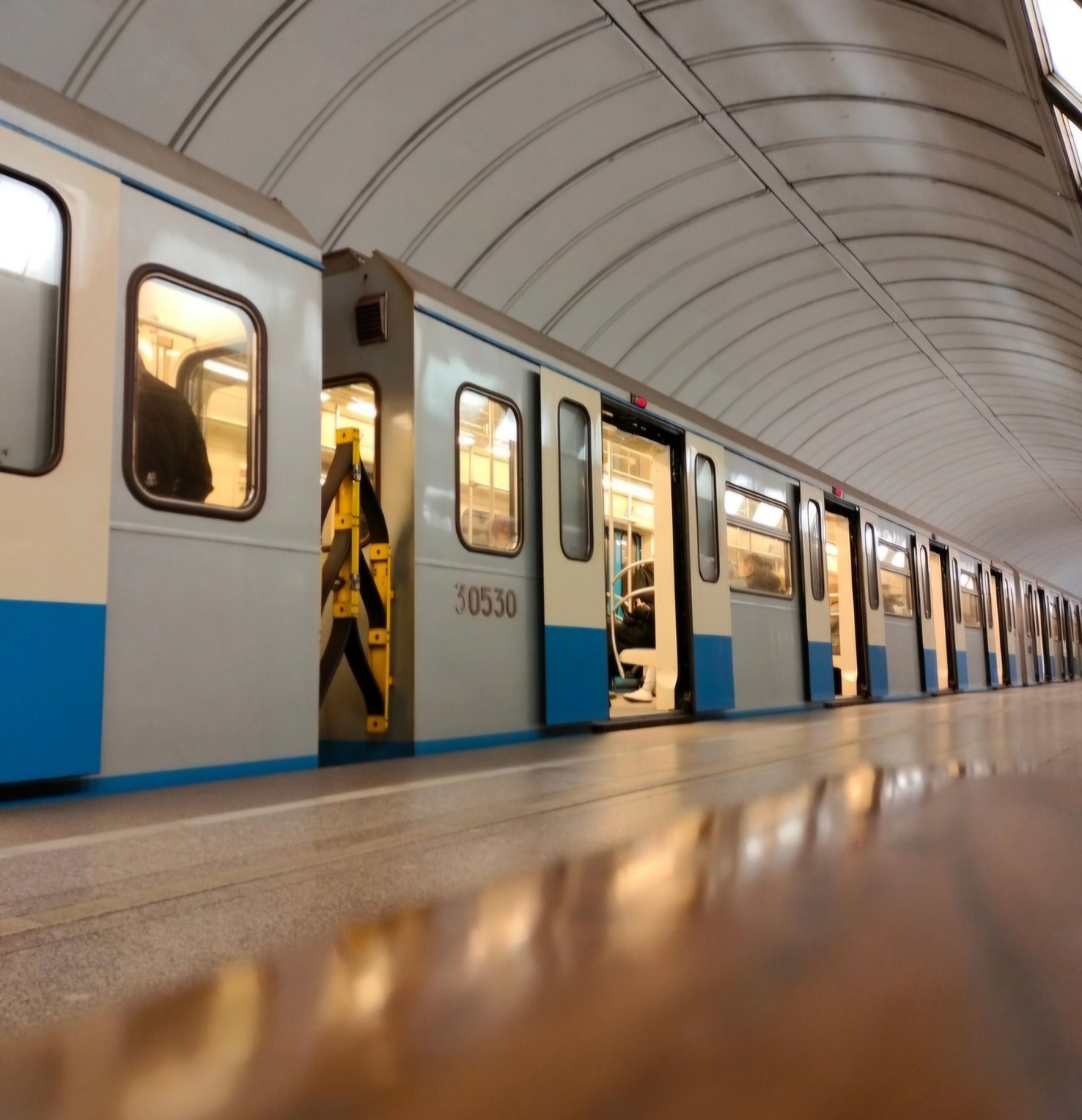 지하상가, 비를 피하던 길이 상권이 된 이야기