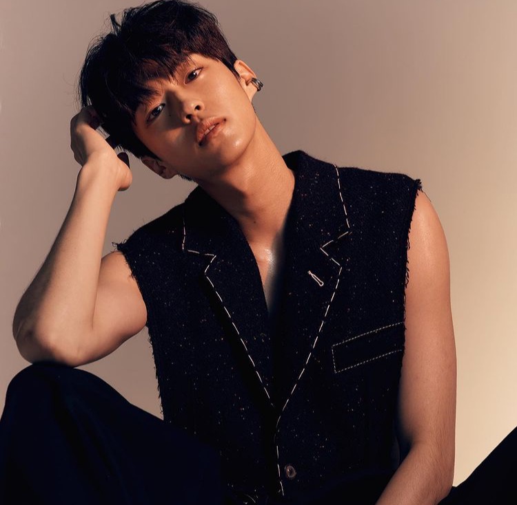 눈빛이-치명적인-백성철