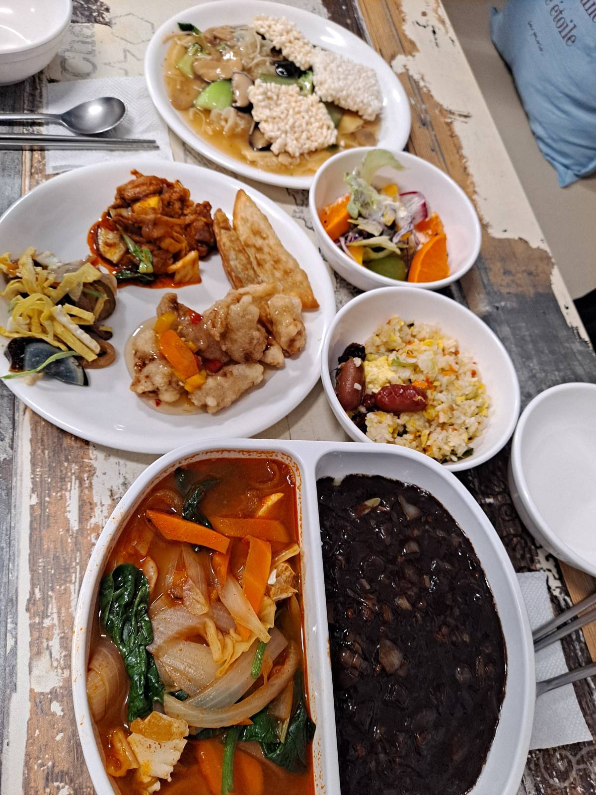 중식뷔페음식 항공샷