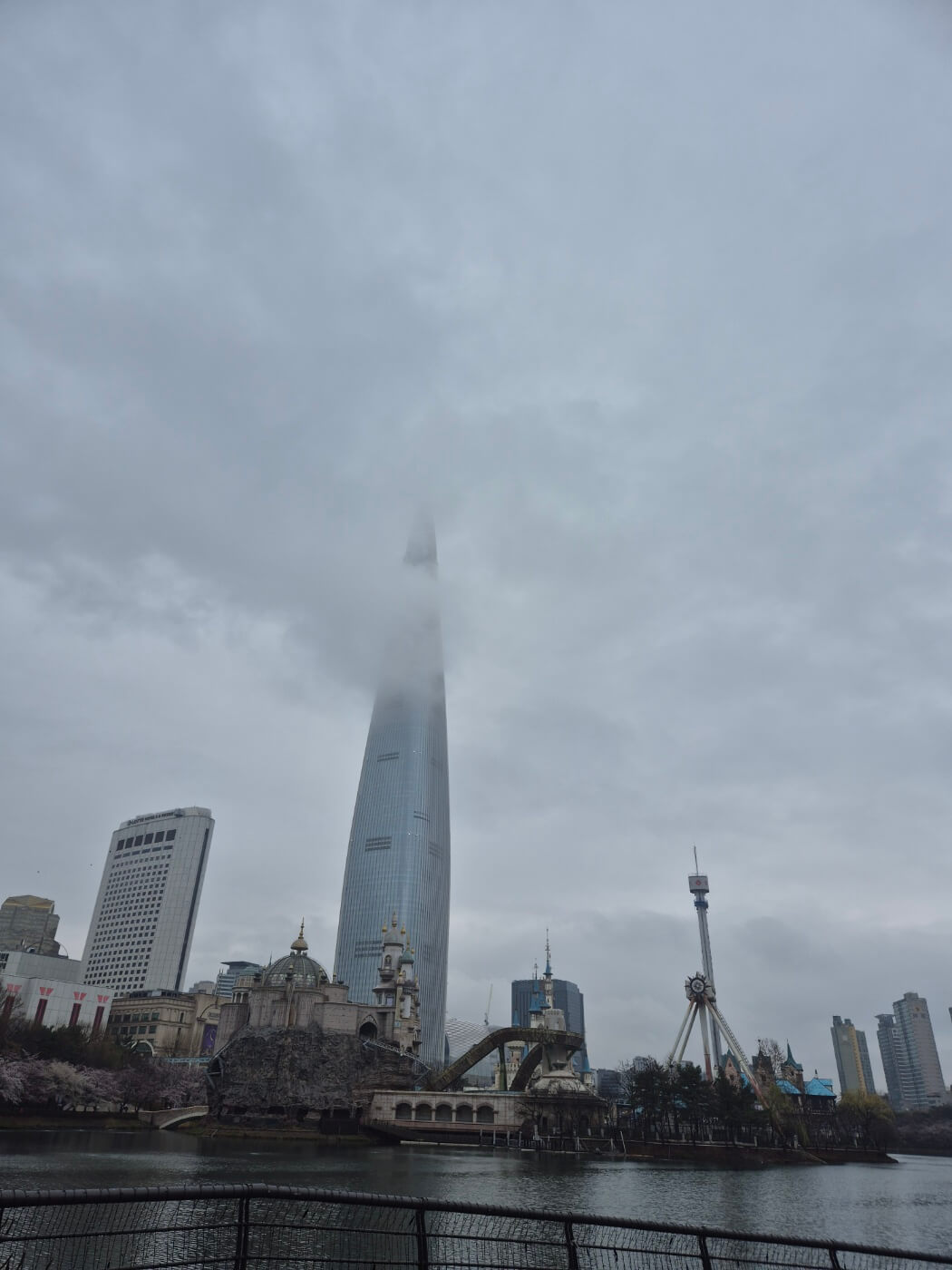 석촌호수 주차장및 2025년 4월 5일 사진및 실시간 영상, 서울 벚꽃명소TOP10