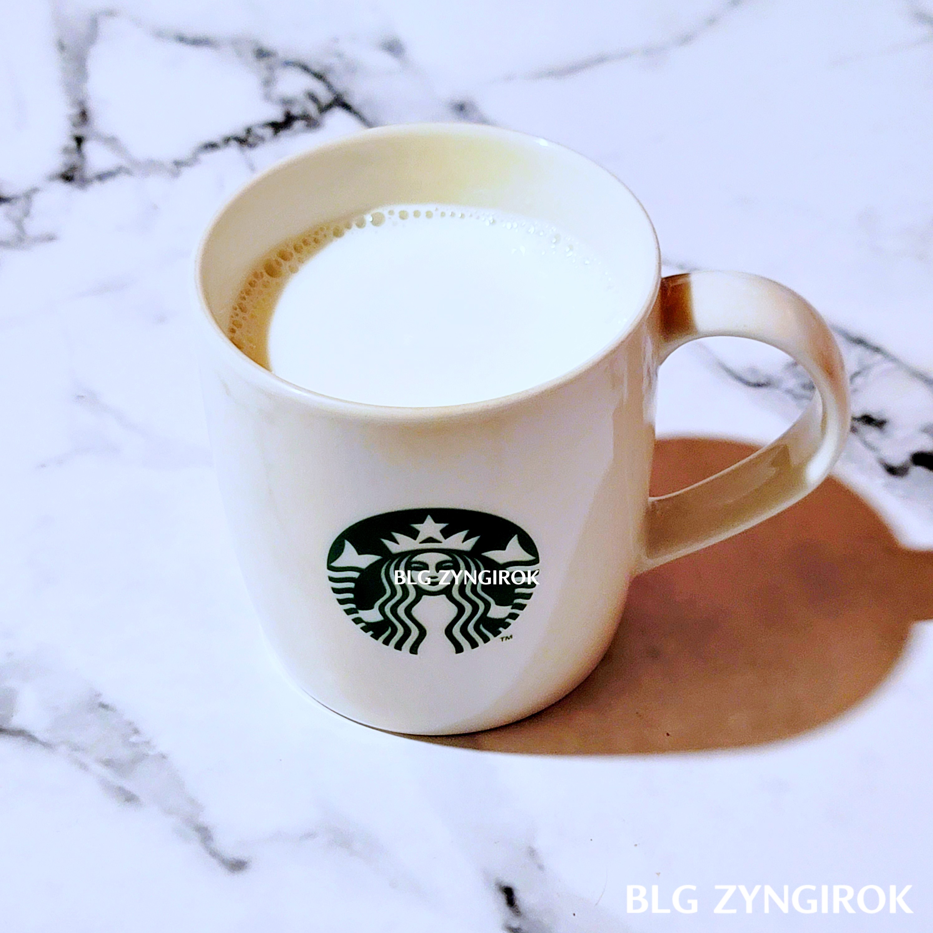 따뜻하게 뎁혀진 우유이다.