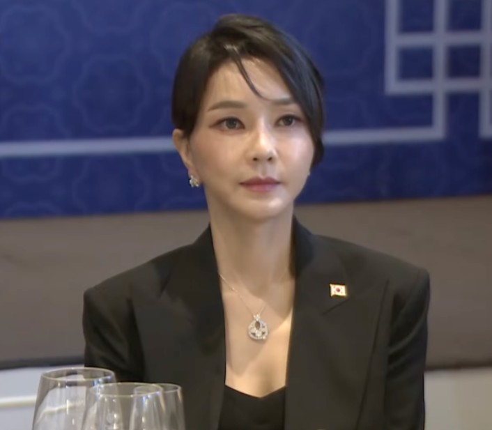 김건희 6900만원 그라프 목걸이 논란 전말|특검 수사와 선물 의혹의 진실은? 관련 사진