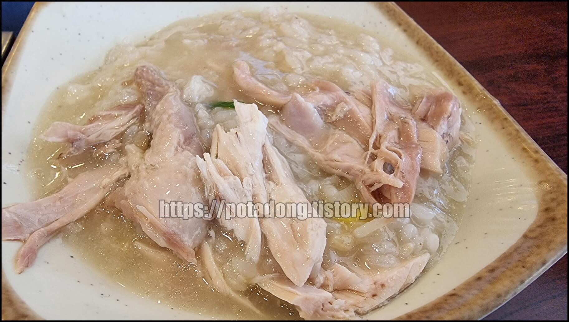 한방삼계탕 (15,000원)