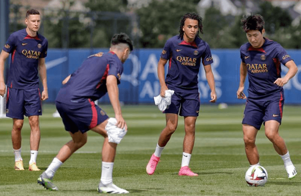 PSG 이강인 축구 관련 사진 이미지입니다.