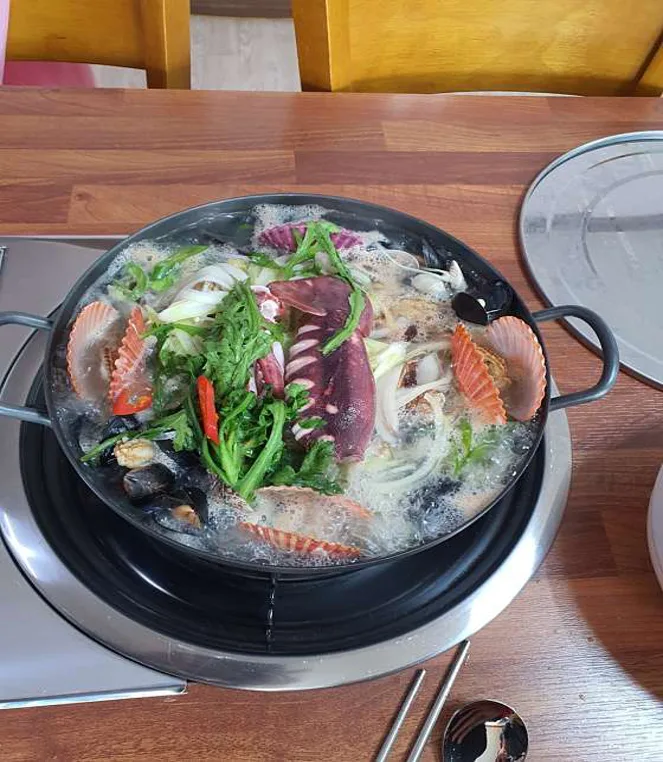 벌곡해물칼국수