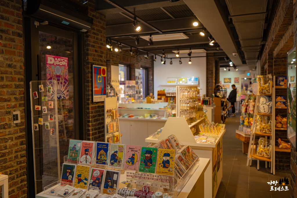 KT&G 춘천 상상마당 디자인 스퀘어