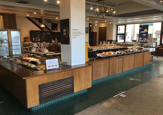 신관-매장-내부1