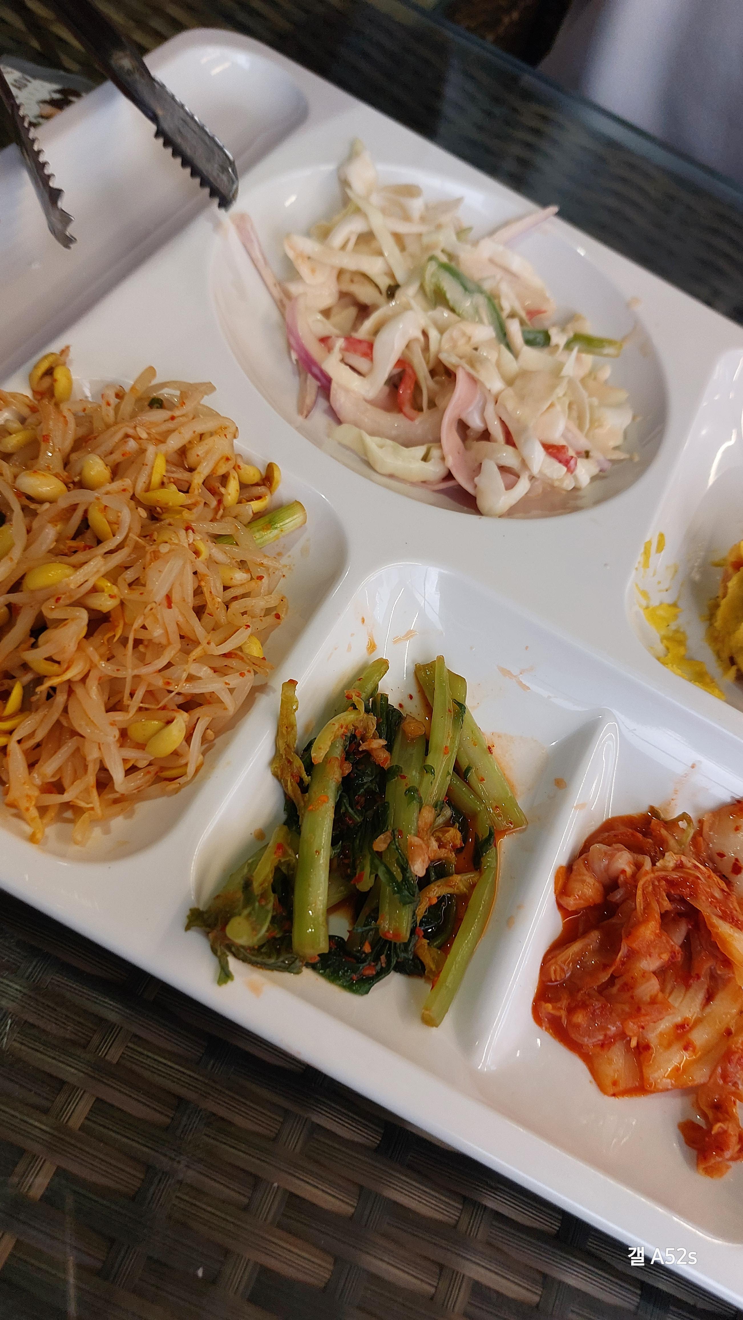 소노캄 거제 바베큐 팩토리 샐러드바 음식들