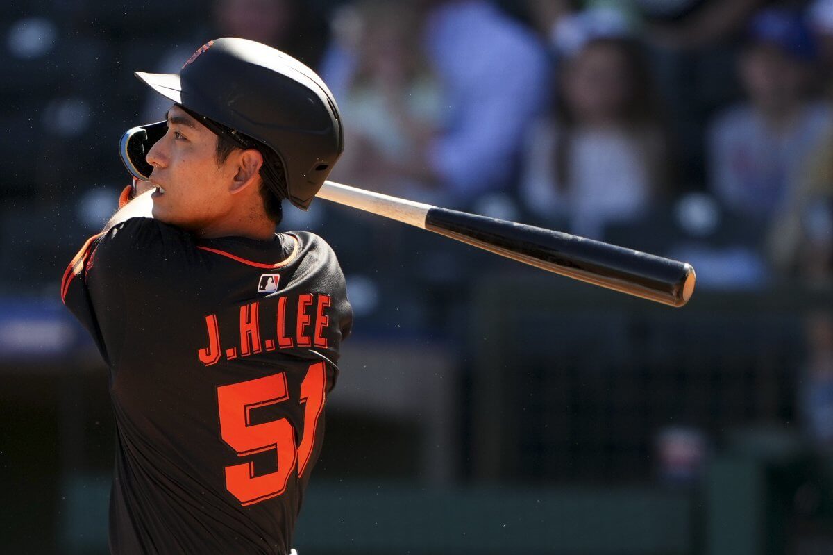 MLB 시범경기 이정후 2호 홈런