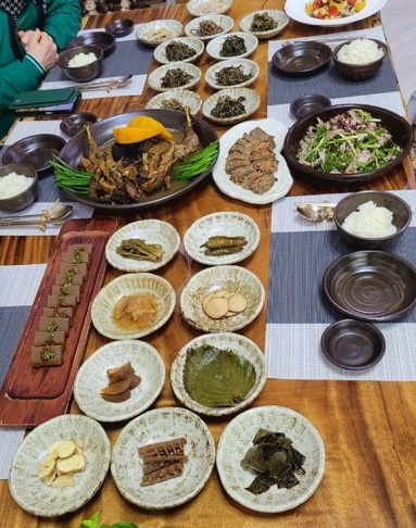 청도-산청이네-밥주는민박