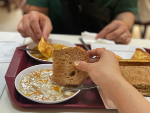 경유항공 이용해서 2개 국가 관광하기