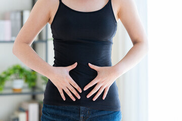 50대 여성 뱃살 빼는 운동 – 집에서도 가능한 복부 지방 타파 루틴