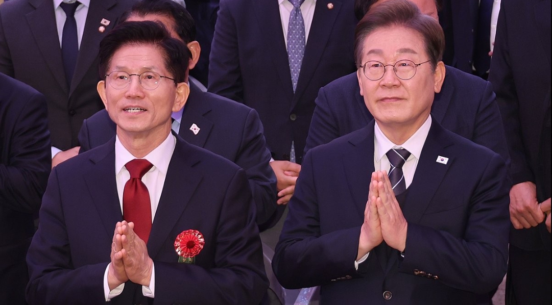 2025 대선 후보 이재명 김문수의 공약, 정치 스타일, 지지율 비교