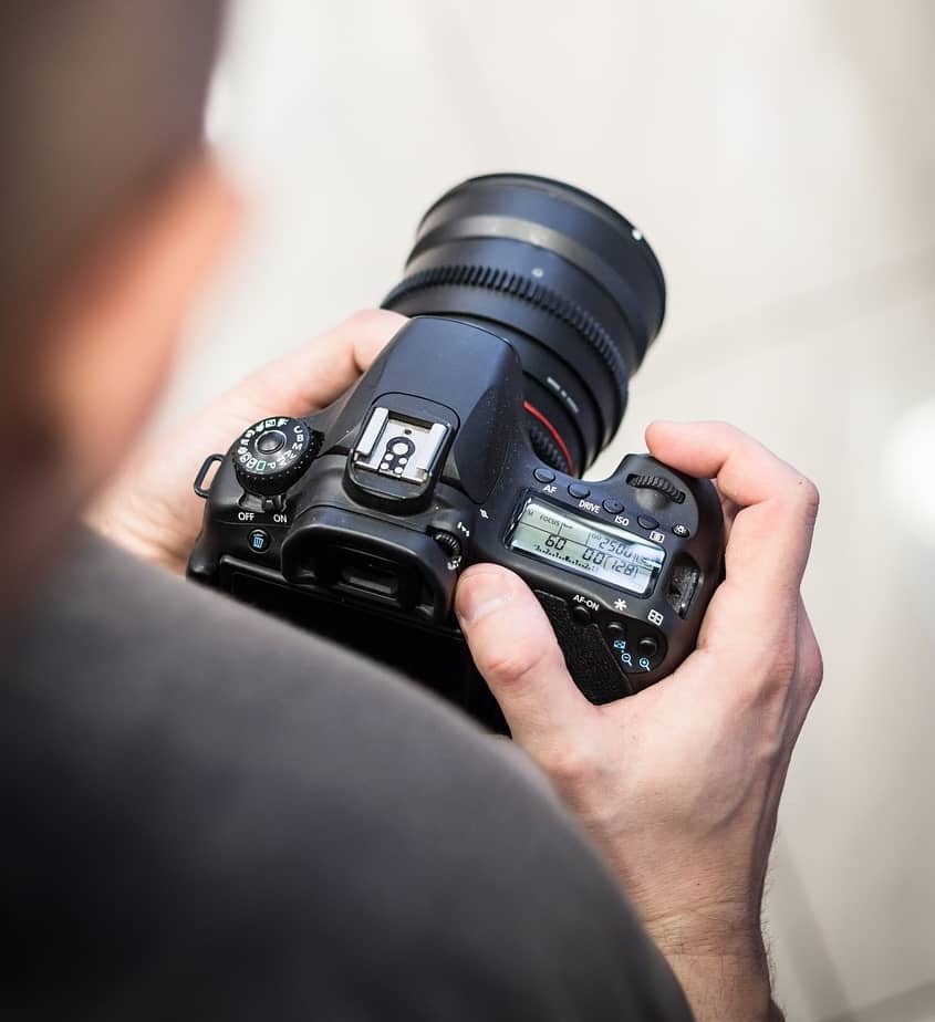 조리개와 셔터 속도의 관계: 사진의 완벽한 노출을 찾아서