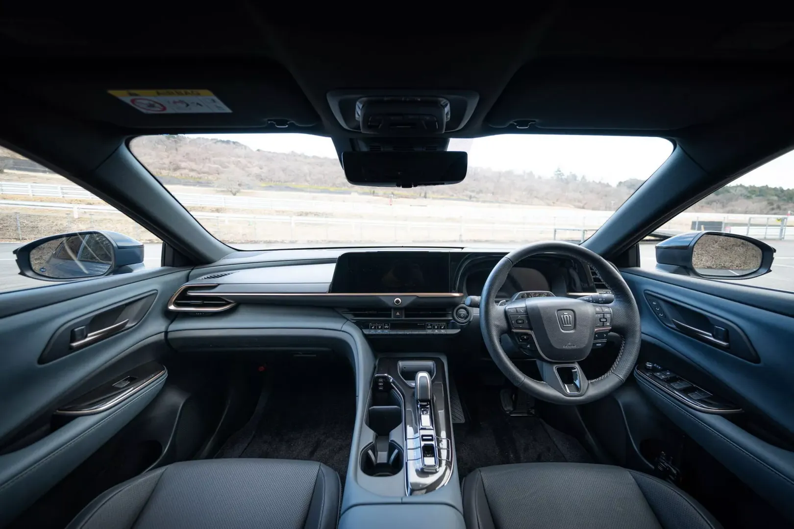 토요타 크라운 에스테이트 이미지