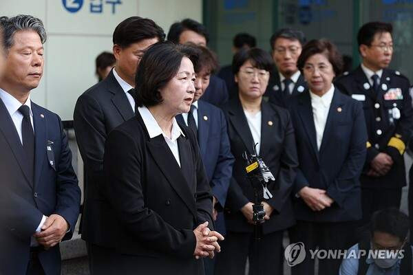 이상민 추미애 빨대 배송 이유 총정리｜250개 경기도청 도착&middot;소방 재정 빨대 발언&middot;사과 논란