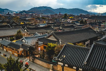 전통마을에서 과거를 만나다: 안동 하회마을, 경주 교촌마을, 전주 한옥마을 체험기