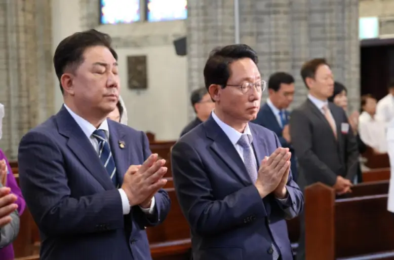 김상훈