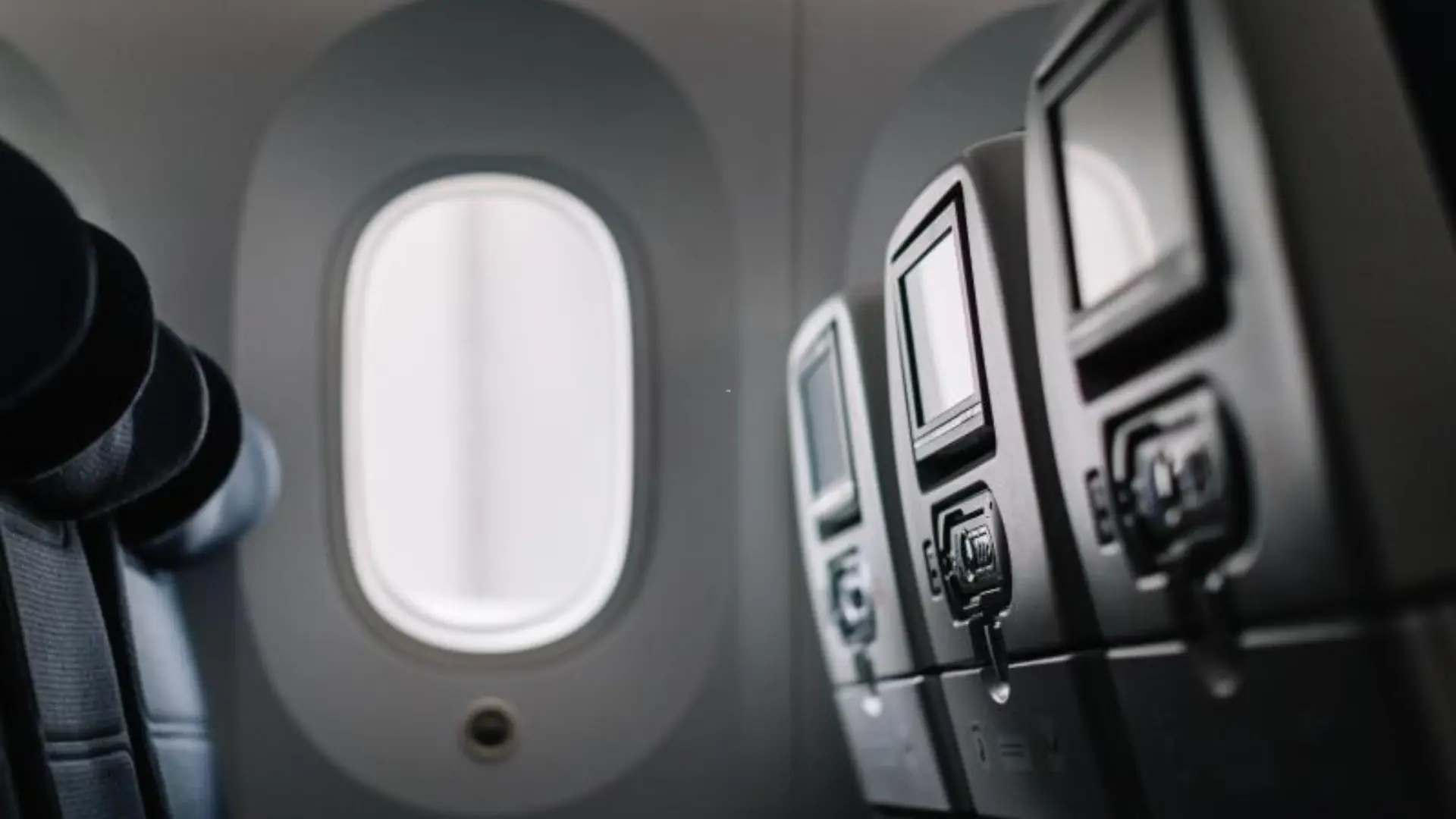 공항의 역사적 관점에서 본 발전과 변화