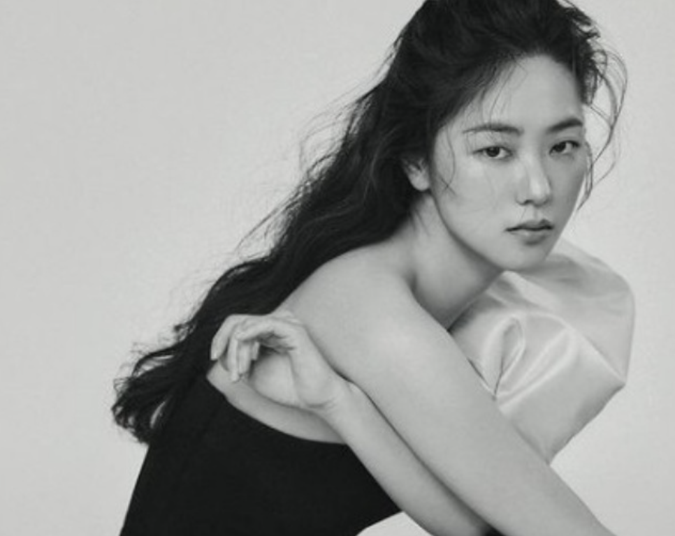 전여빈 화보2