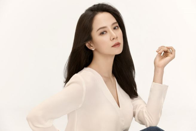 송지효 나이 프로필 총정리｜본명 천수연&middot;학력&middot;고향&middot;키&middot;결혼&middot;남편&middot;남자친구&middot;가족&middot;출연작&middot;100일의 거짓말