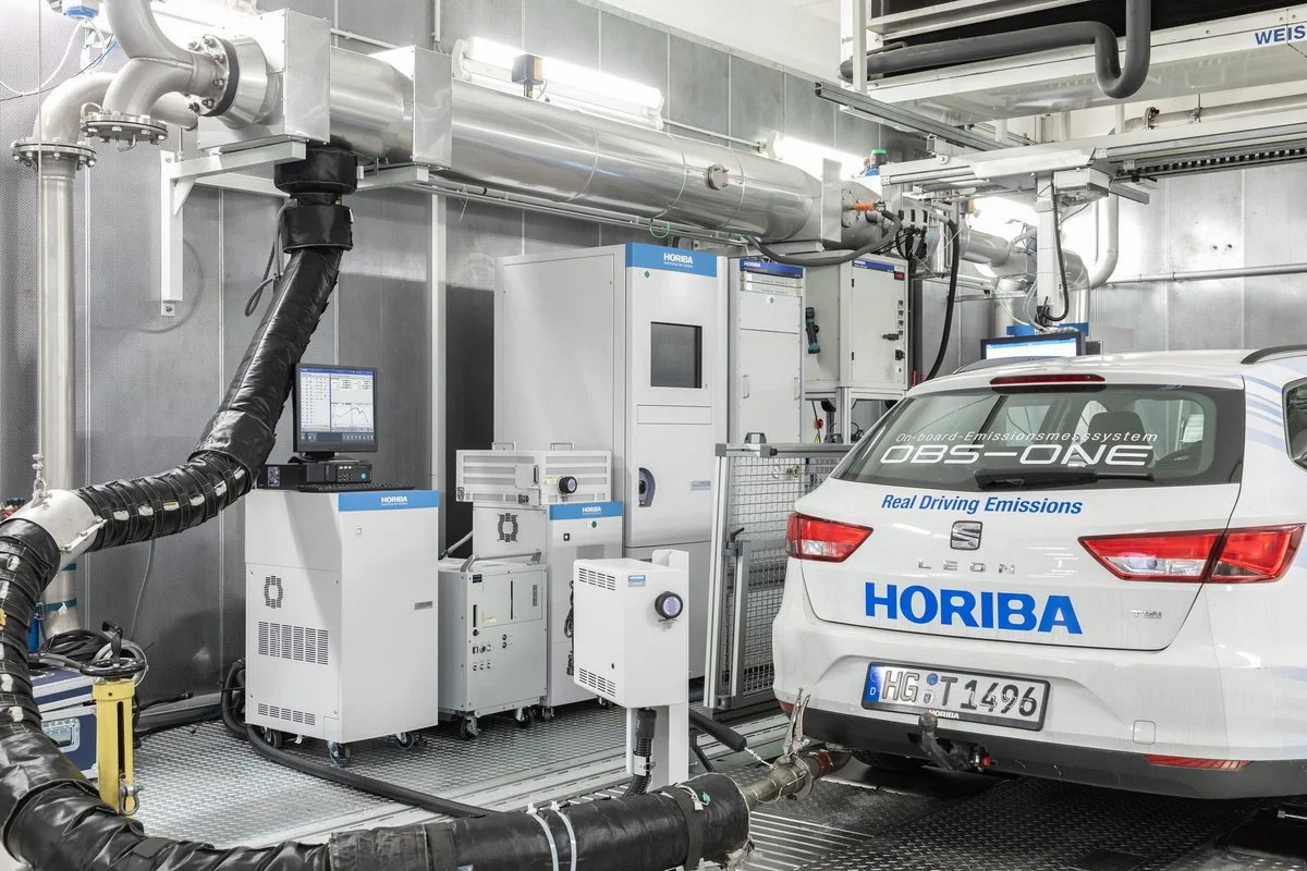 Horiba 자동차 배출가스 분석 시스템 테스트 사진