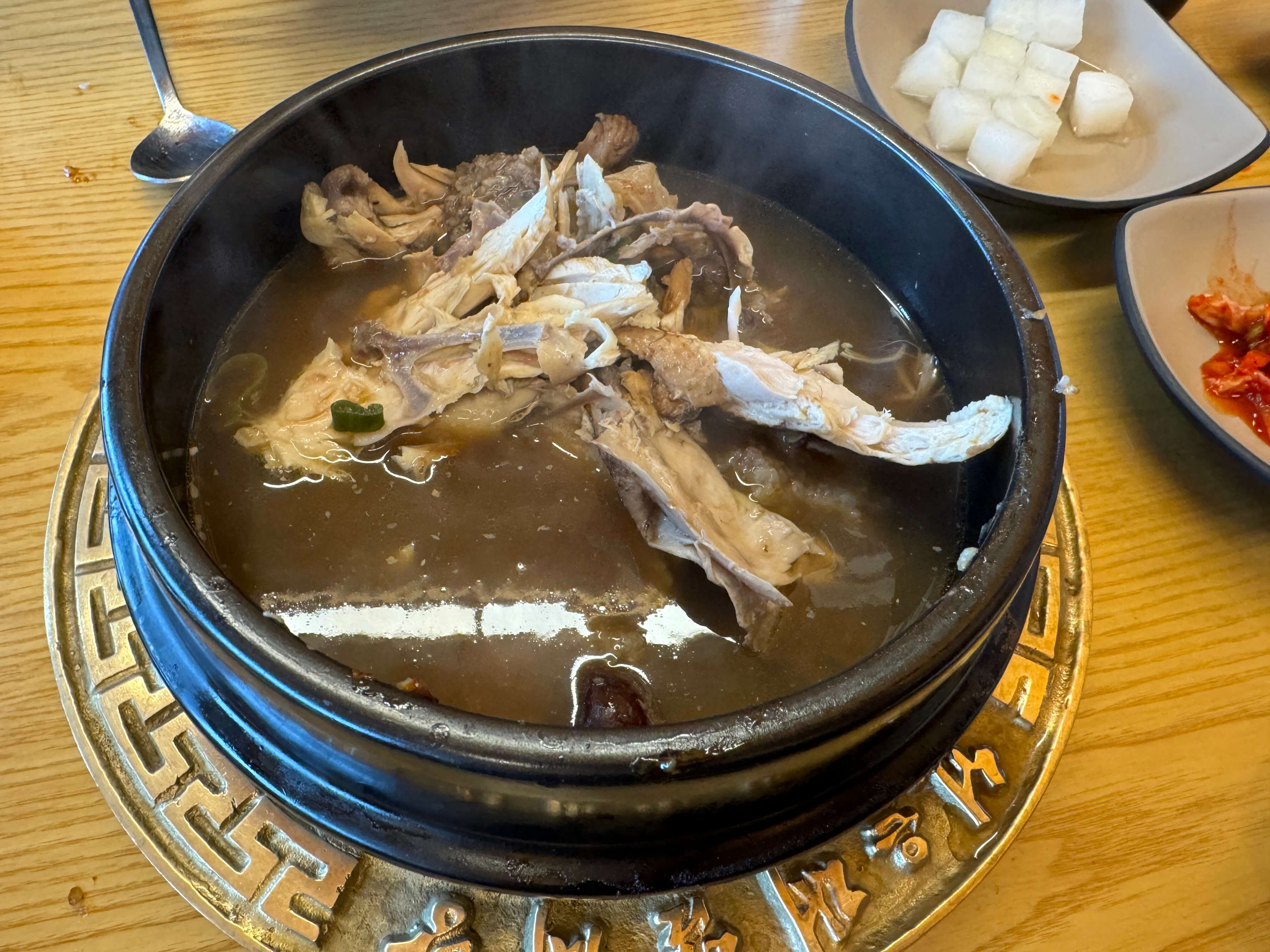 한옥 카페 선은재 삼계탕