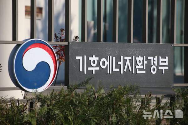 2026년 4월 역대급 황사 및 한파주의보 발령: 아침 기온 2도 급락 대응 매뉴얼