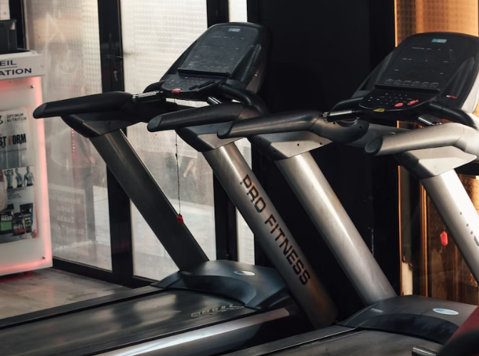 런닝머신 30분 속도, 다이어트 효과 2배 높이는 황금 공식 공개!