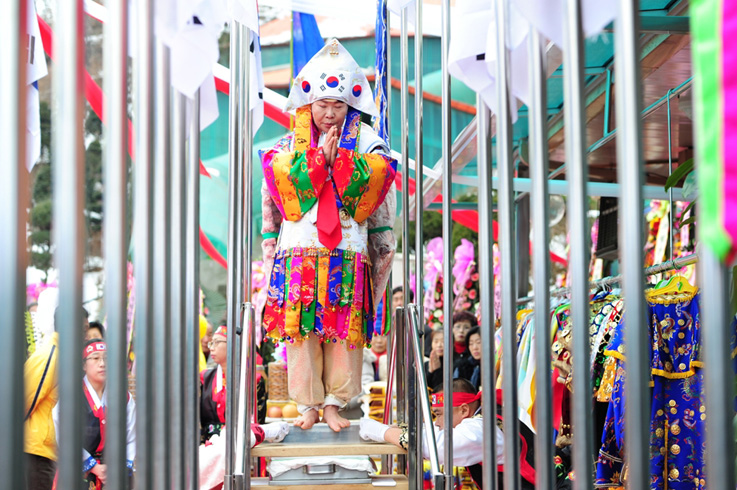 미신 경제학(voodoo Economics) 그리고 천공과 윤석열, 김건희